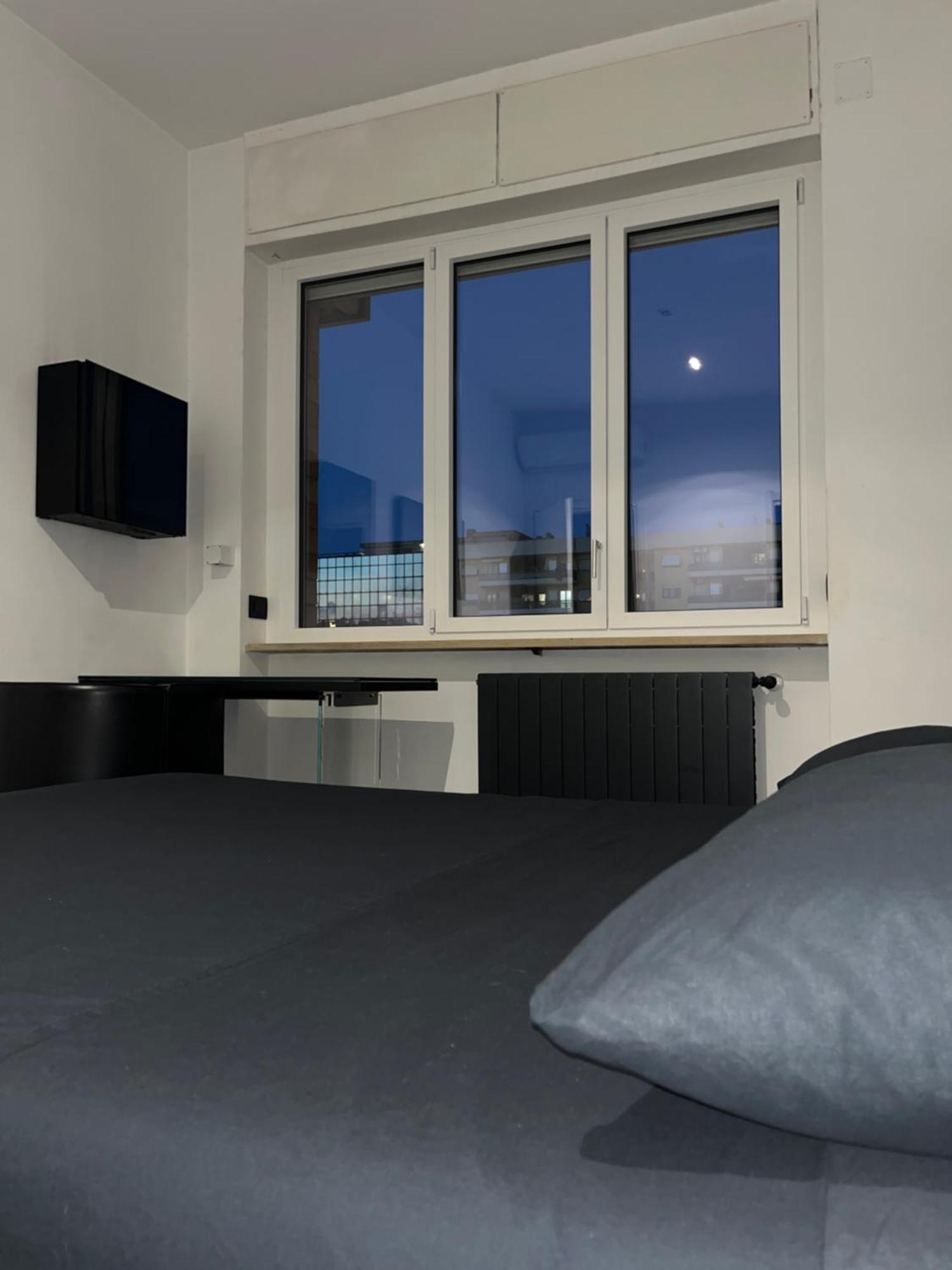 Cinecitta Luxury Guest House Рим Экстерьер фото